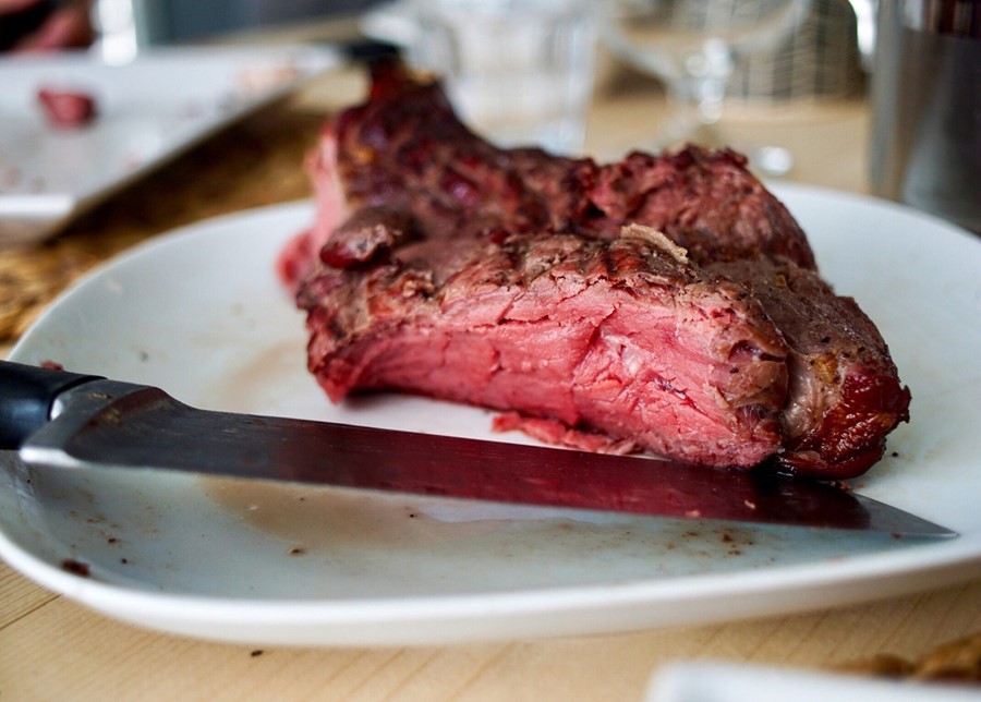 Red meat again linked to cancer risk